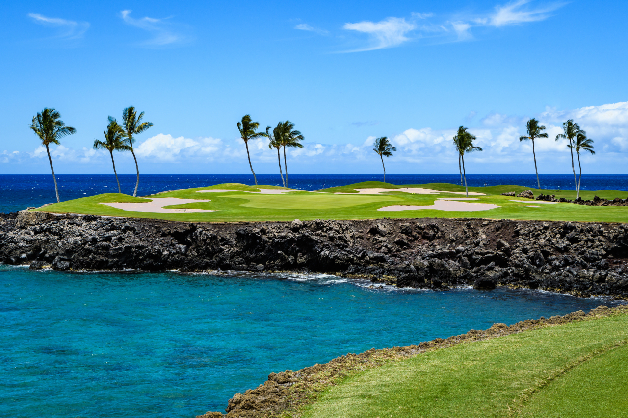 THE GOLF BASE 浦安の会員制インドアゴルフ場シミュレーションゴルフ練習場